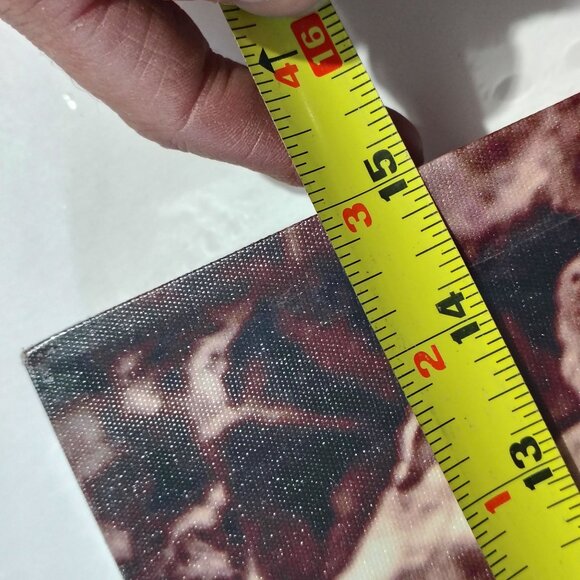 Creepy Skull Wall Art LED Light-Up Framed Decor 20" X 15" Halloween Gothic Style - Picture 4 of 9